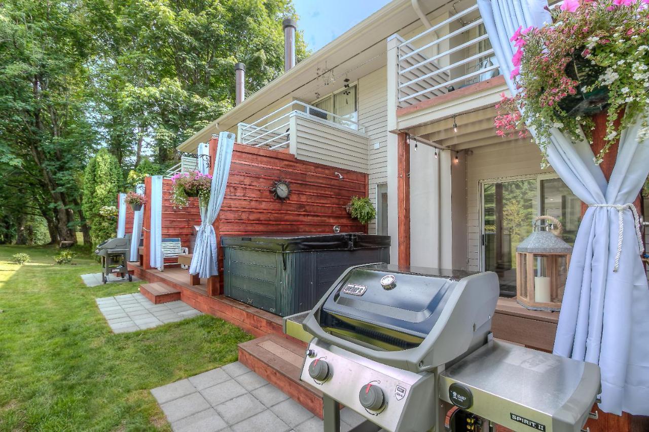 Moon River Suites #4 North Bend Bagian luar foto